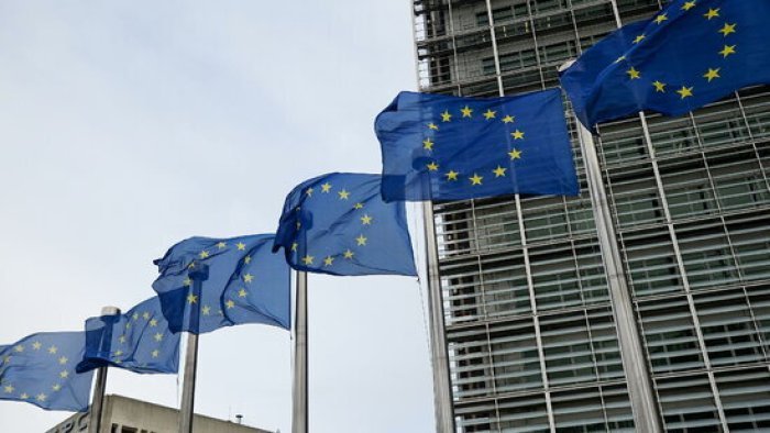 Rusiyalı diplomatların Aİ ölkələrində səyahətinə məhdudiyyət QOYULDU Rusiyalı diplomatların Aİ ölkələrində səyahətinə məhdudiyyət QOYULDU