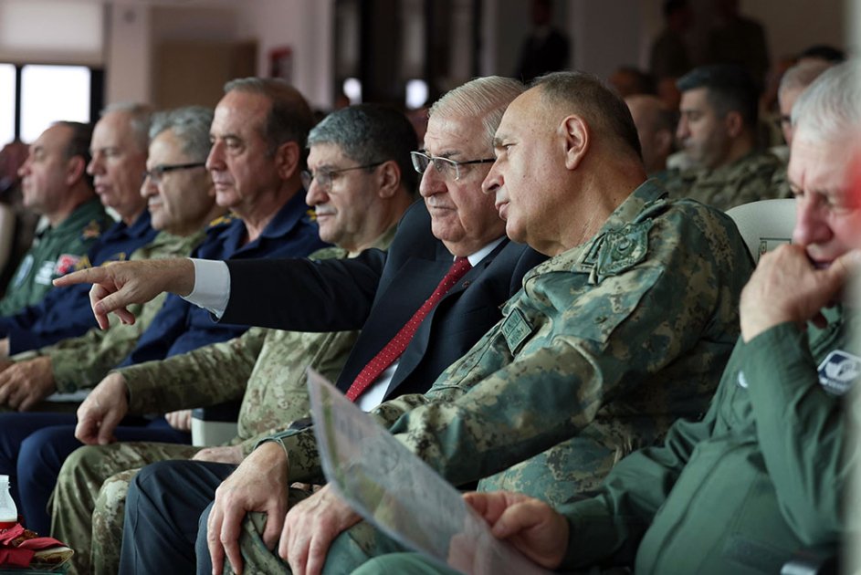 Azərbaycan ilə Türkiyə arasında hərbi əməkdaşlıq məsələləri müzakirə edildi - FOTO - foto 2