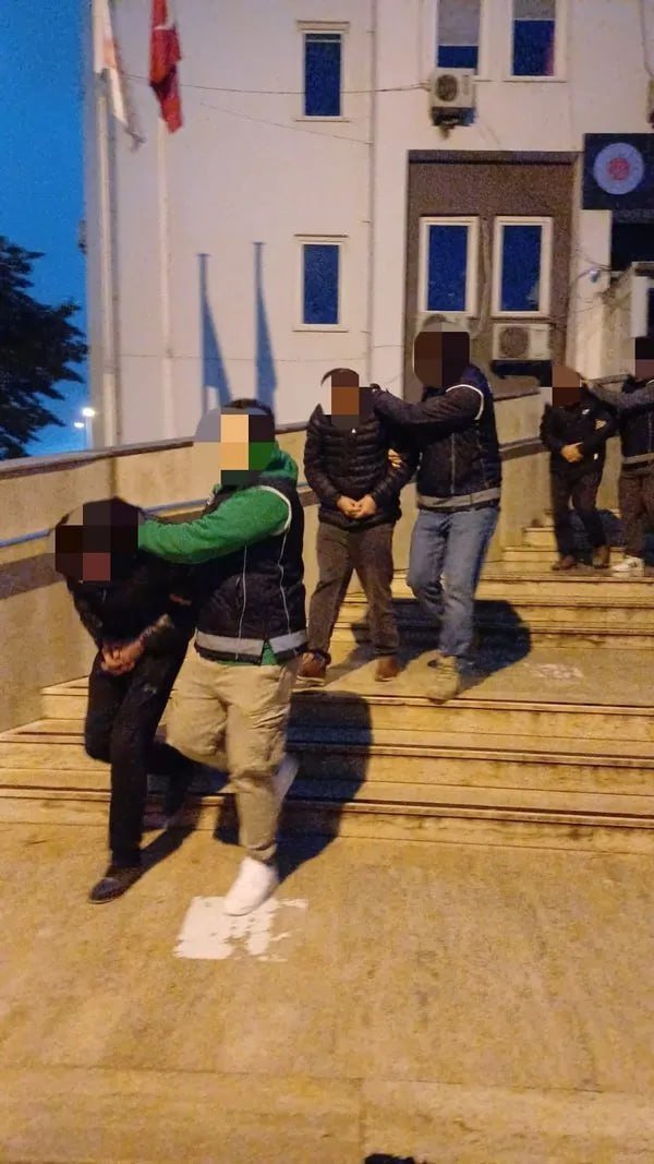 Əfqanları Türkiyəyə qanunsuz daşıyan azərbaycanlı saxlanıldı – FOTO - foto 1