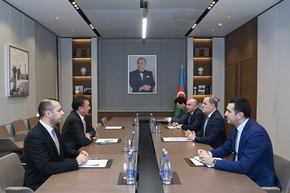 Ceyhun Bayramov TDT baş katibini qəbul etdi &ndash; FOTO