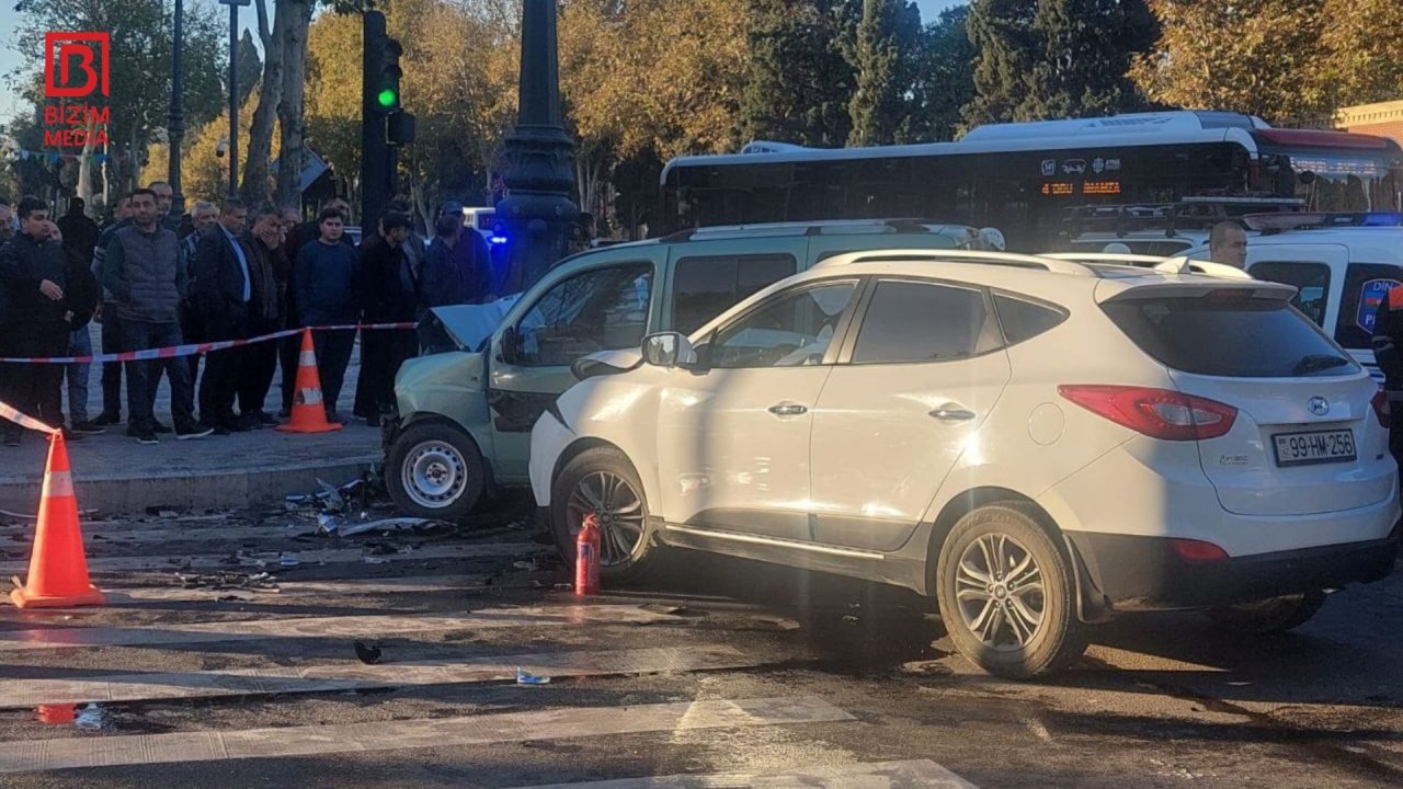 Gəncədə ağır qəza - 1 ölü, 4 yaralı var – FOTO/VİDEO - foto 1