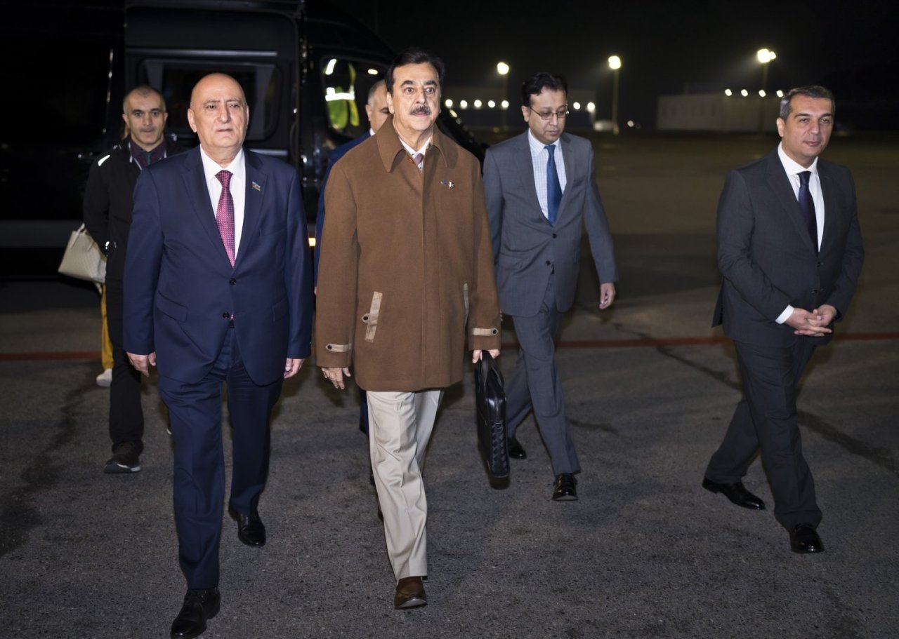 Pakistan Senatının sədri Azərbaycana gəldi – FOTO - foto 1