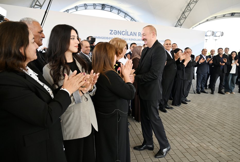 Zəngilanın Məmmədbəyli və Ağalı kəndlərinin sakinlərinə mənzillərin açarları təqdim edildi - FOTO - foto 6