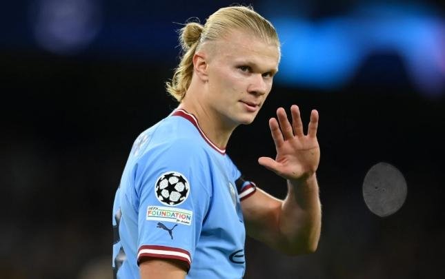 Haaland özünü Messi və Ronaldo ilə müqayisə etmədi
