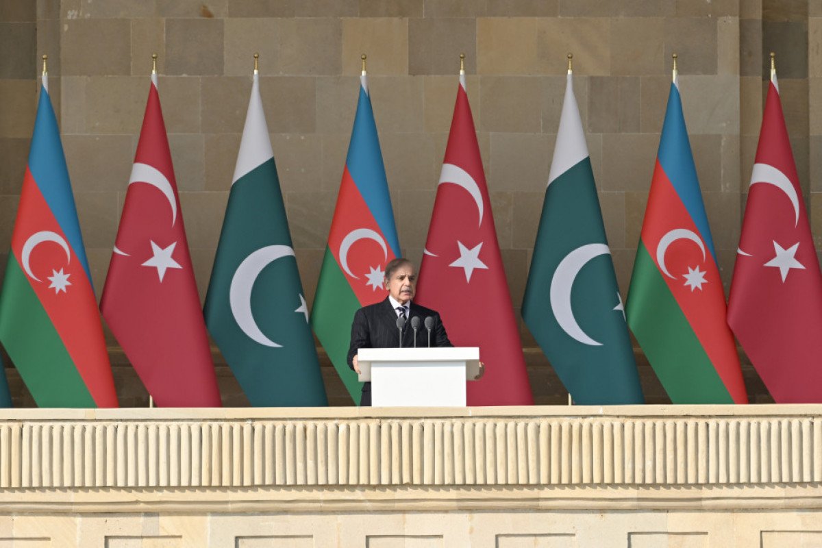 Şahbaz Şərif: &ldquo;Bakıda JF-17 qırıcılarının uçduğu səmanı seyr etmək qürurvericidir&rdquo; - VİDEO