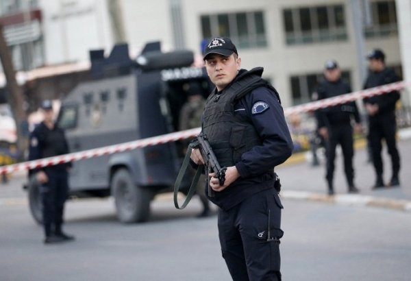Axtarışda olan bu şəxslər Türkiyəyə təhvil verildi - FOTO
