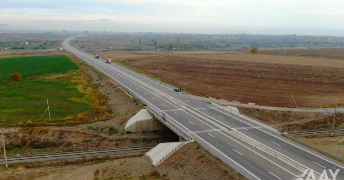 Azərbaycanda bu magistral yol genişləndirilir – FOTO - foto 5