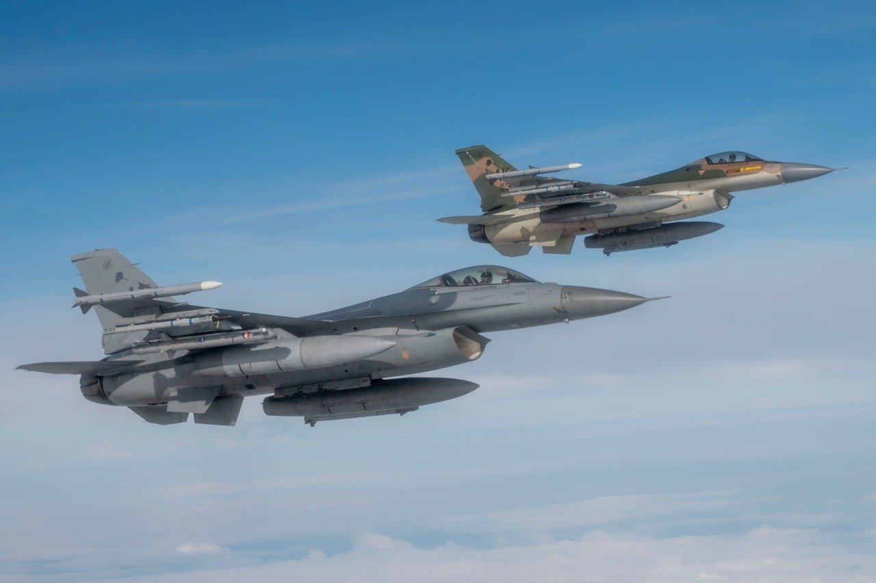 Rumıniya F-16-ları havaya QALDIRIB
