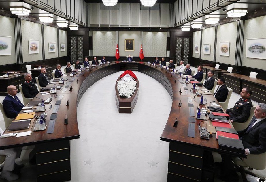 Türkiyə Təhlükəsizlik Şurasının iclasında Azərbaycanla Ermənistan arasında sülh prosesi MÜZAKİRƏ EDİLDİ Türkiyə Təhlükəsizlik Şurasının iclasında Azərbaycanla Ermənistan arasında sülh prosesi MÜZAKİRƏ EDİLDİ