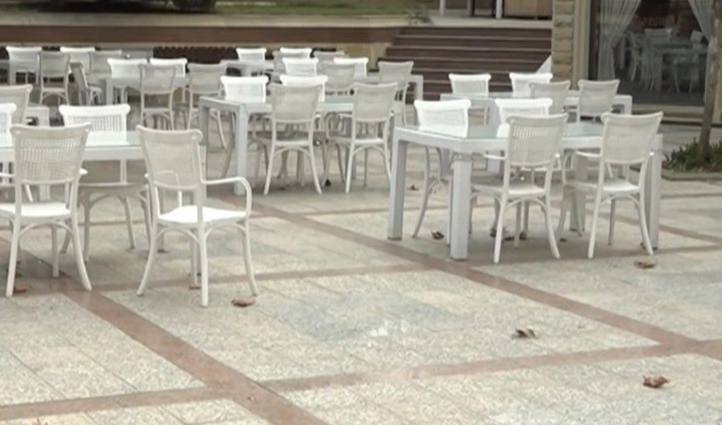 Restoran "Ukrayna dairəsi"ndəki parkın bir hissəsini terras kimi zəbt edib - İDDİA/VİDEO