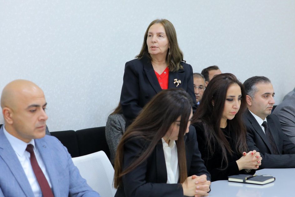 Yeni nazir kollektivə təqdim olundu - FOTOLAR - foto 4
