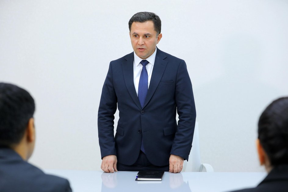Yeni nazir kollektivə təqdim olundu - FOTOLAR - foto 3