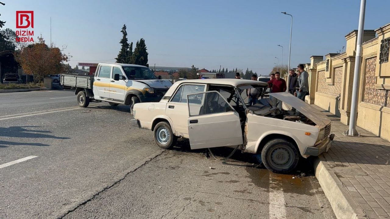 “Azərişığ”ın avtomobili qəza törətdi - Xəsarət alanlar var – FOTO/VİDEO “Azərişığ”ın avtomobili qəza törətdi - Xəsarət alanlar var – FOTO/VİDEO