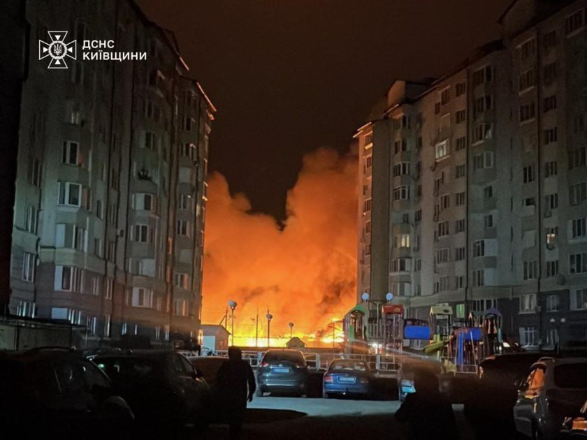 Rusiya Kiyevi bombaladı