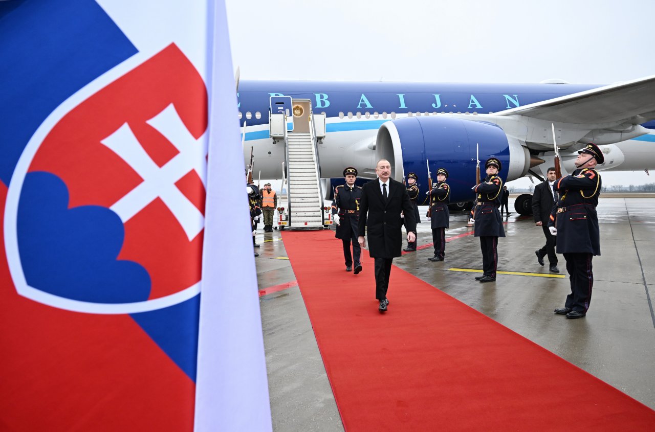 İlham Əliyev Slovakiyaya GETDİ – FOTO - foto 3