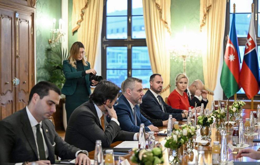 Bratislavada İlham Əliyevin Slovakiya Prezidenti ilə geniş tərkibdə görüşü olub - FOTO - foto 7