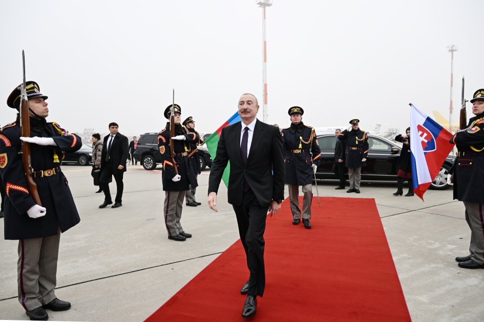 İlham Əliyevin Slovakiyaya rəsmi səfəri BAŞA ÇATDI - FOTO
