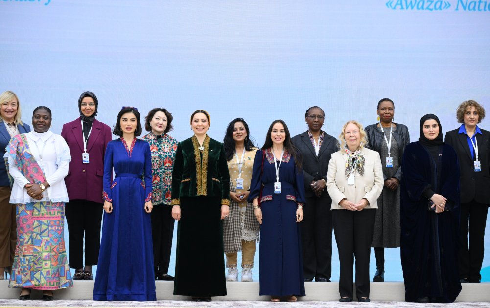 Leyla Əliyeva Türkmənistanda beynəlxalq konfransda iştirak etdi - FOTO - foto 4