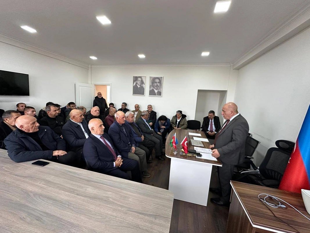 Pənah Hüseyn partiya sədrliyindən istefa verdi - FOTO - foto 7