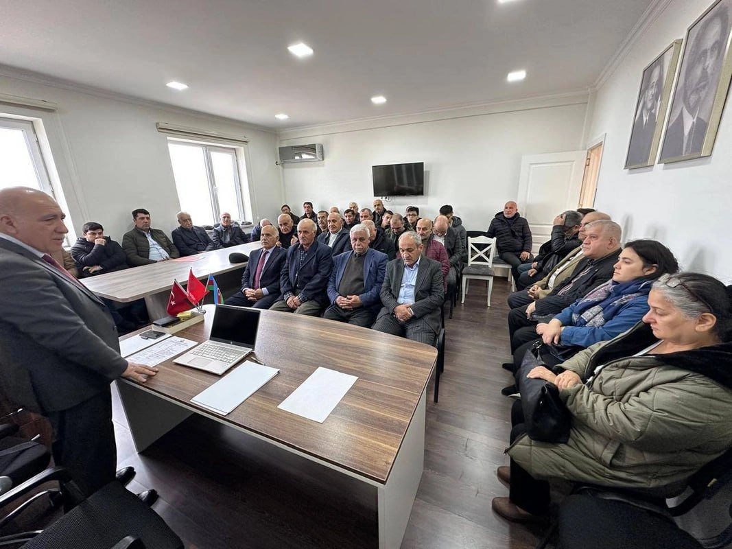 Pənah Hüseyn partiya sədrliyindən istefa verdi - FOTO - foto 6