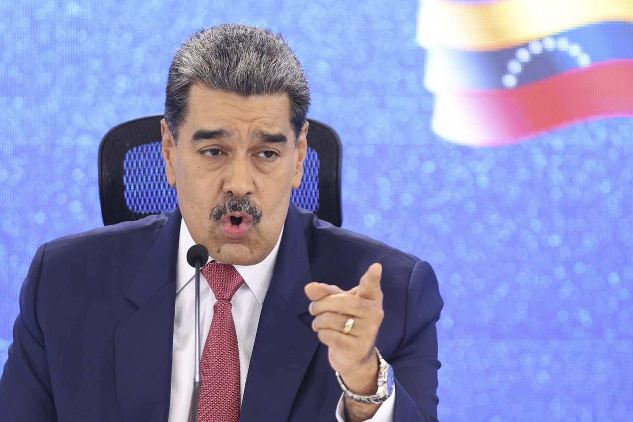 Maduro Trampa səsləndi: &ldquo;Hər prezident öz ölkəsinin məsələlərini həll etməlidir&rdquo;