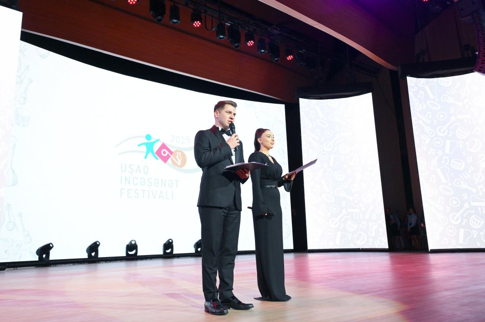 Leyla Əliyeva və Alena Əliyeva Uşaq İncəsənət Festivalının mükafatlandırma mərasimində - FOTO - foto 2