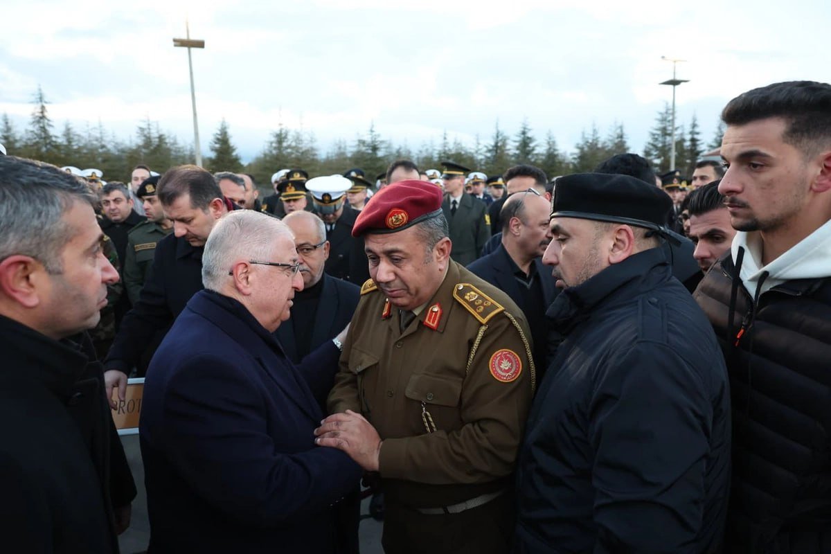 Türkiyədə təyyarə qəzasında həlak olan generalların nəşi Liviyaya yola salınıb - FOTO - foto 1