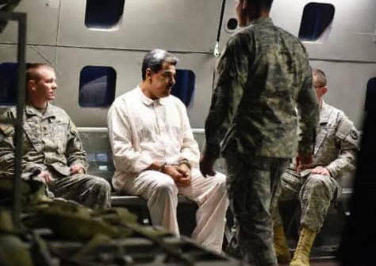 Maduro ABŞ hərbçiləri tərəfindən tutulduqdan sonra - FOTO - foto 1