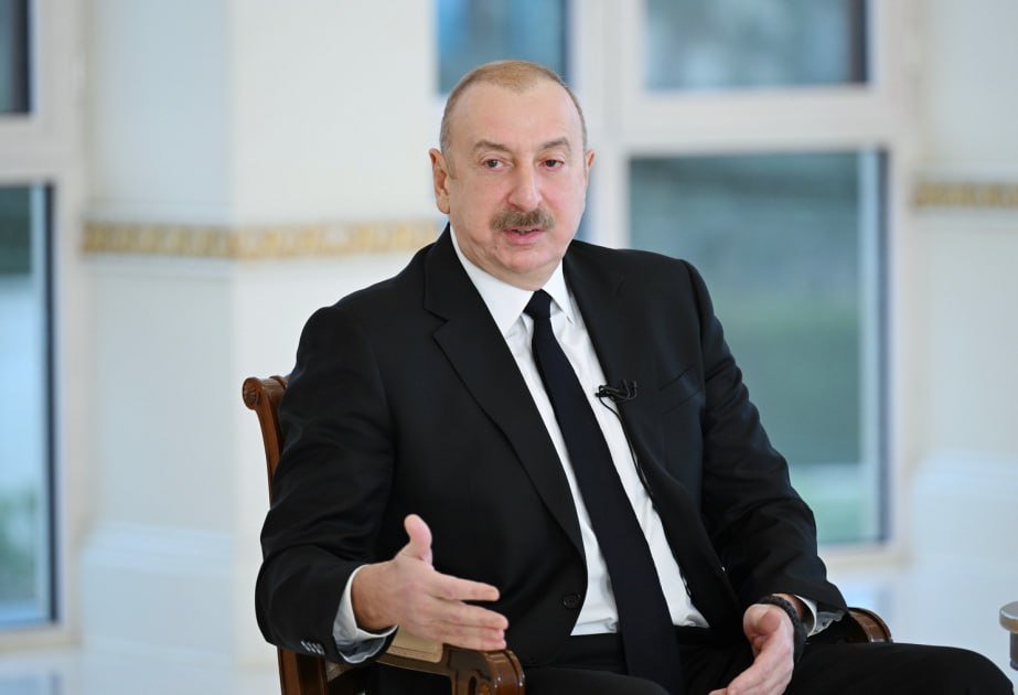 İlham Əliyev: "Bunu ancaq Mirşahin burada oturanlardan yaxşı bilir" &ndash; VİDEO