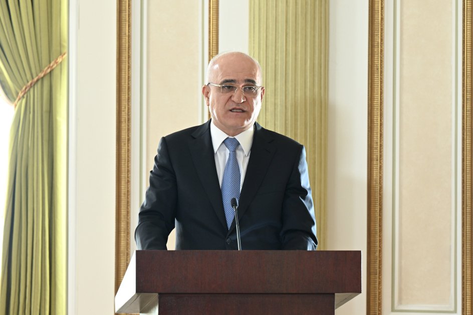 Prezident Bakının su təchizatı ilə bağlı müşavirə keçirdi - FOTO/VİDEO - foto 3