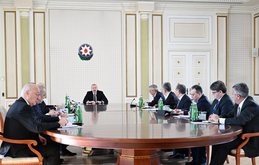 Prezident Bakının su təchizatı ilə bağlı müşavirə keçirdi - FOTO/VİDEO - foto 1