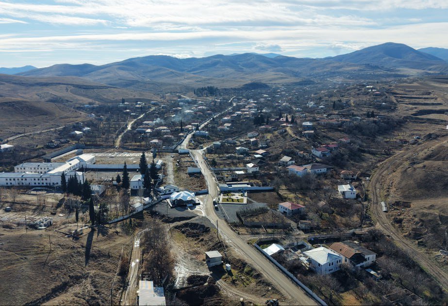 İlham Əliyev Ağdərə rayonunun Aşağı Oratağ kəndində - FOTO - foto 8