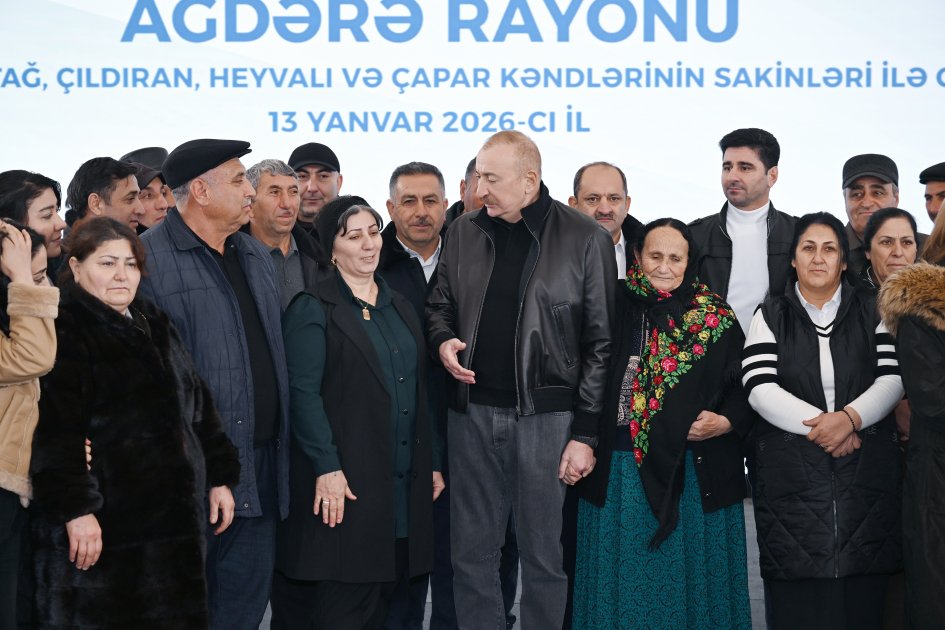 Prezident Ağdərədə sakinlərlə görüşdü – FOTO/VİDEO - foto 11
