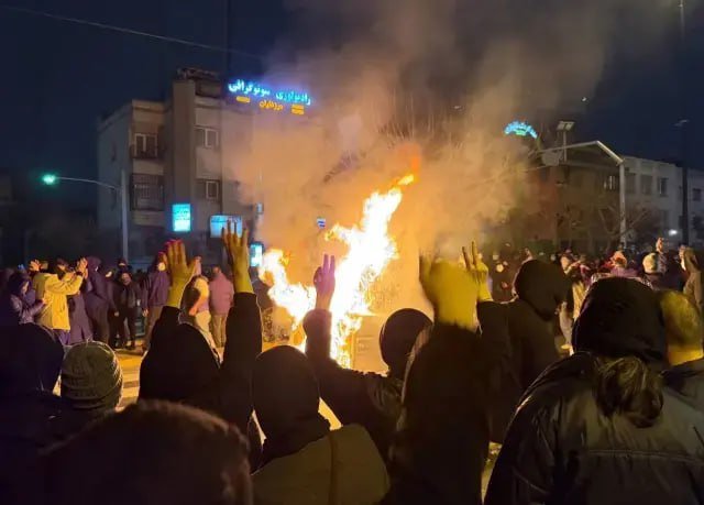 Türkiyə prosesə qoşuldu: İranlı rəsmilərlə təmas quruldu, ABŞ-la danışıqlar aparılır - FOTO - foto 2