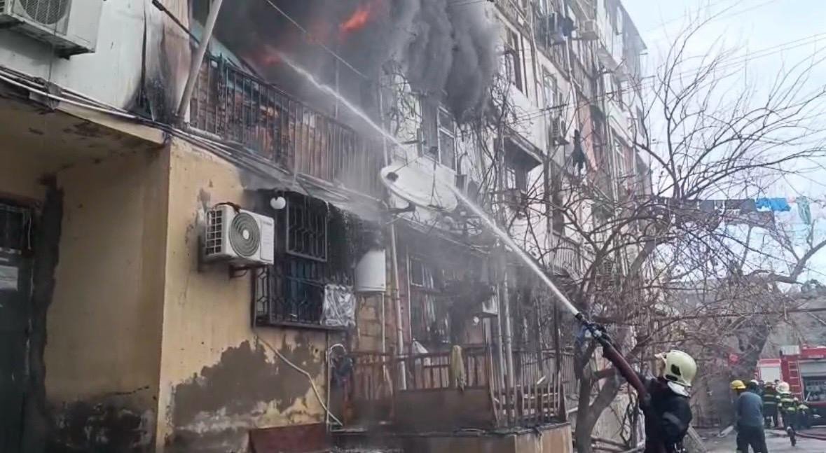 Bakıda güclü YANĞIN – FOTO/VİDEO – YENİLƏNİB - foto 2
