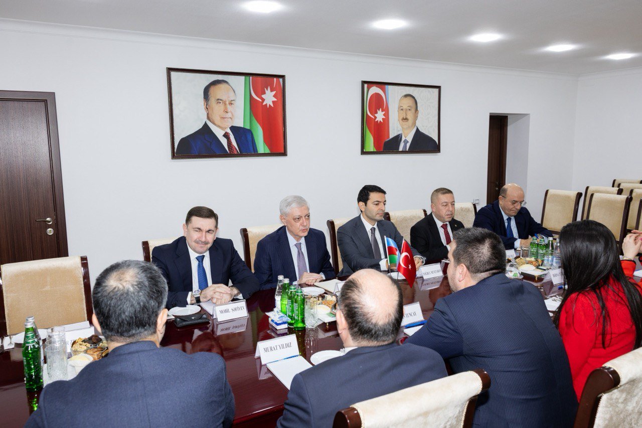 Türkiyə prokuror və hakimlərindən ibarət nümayəndə heyəti ölkəmizdə SƏFƏRDƏDİR - FOTO - foto 3