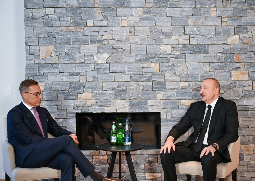 İlham Əliyev Davosda Finlandiya Prezidenti ilə görüşdü – FOTO İlham Əliyev Davosda Finlandiya Prezidenti ilə görüşdü – FOTO