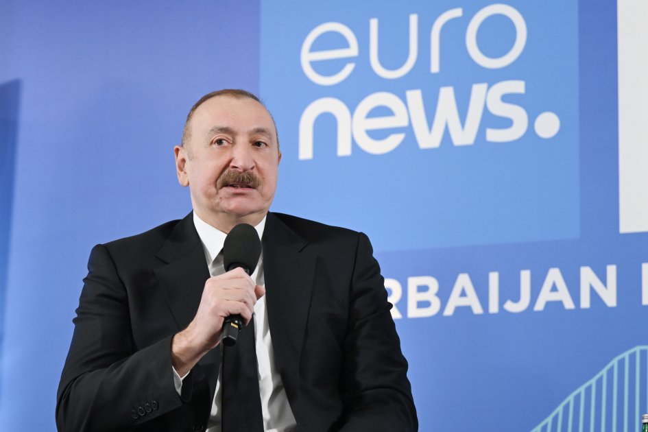 İlham Əliyev Davosda “Azərbaycan rəhbərliyi ilə səhər yeməyi” adlı TƏDBİRDƏ – FOTO/VİDEO - foto 3