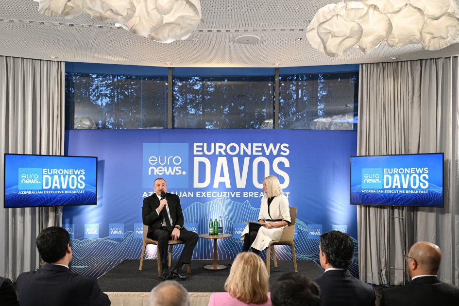 İlham Əliyev Davosda &ldquo;Azərbaycan rəhbərliyi ilə səhər yeməyi&rdquo; adlı TƏDBİRDƏ &ndash; FOTO/VİDEO