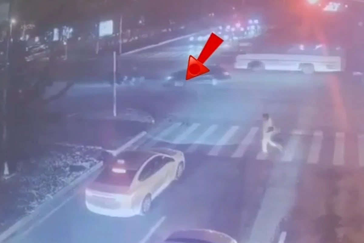 Bakıda 19 yaşlı motosiklet sürücüsünün öldüyü qəzanın YENİ VİDEOSU Bakıda 19 yaşlı motosiklet sürücüsünün öldüyü qəzanın YENİ VİDEOSU