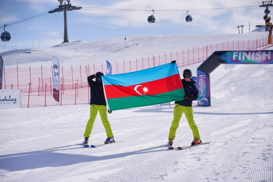 “Şahdağ”da Heydər Əliyev Kubokunun qalibləri mükafatlandırıldı - FOTO - foto 1