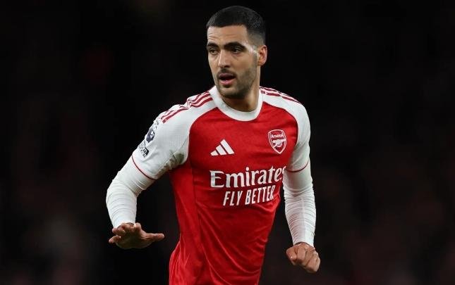 "Arsenal"ın çempionluq yolunda müdafiəsi ZƏİFLƏDİ "Arsenal"ın çempionluq yolunda müdafiəsi ZƏİFLƏDİ