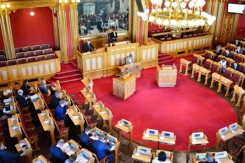 Norveç parlamenti monarxiyanın saxlanılmasına səs verdi Norveç parlamenti monarxiyanın saxlanılmasına səs verdi
