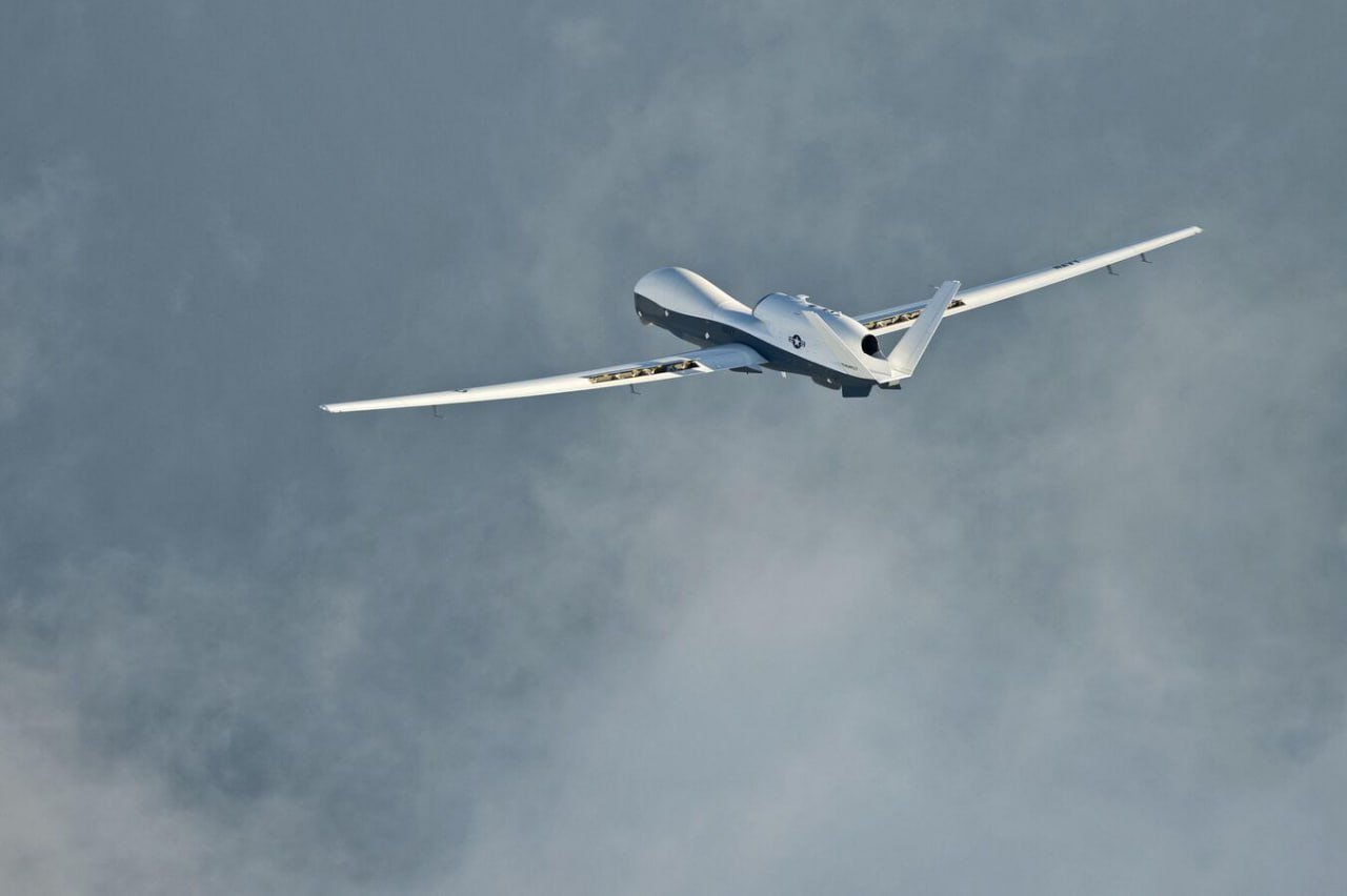 Amerikanın kəşfiyyat təyyarəsi və dronu İran sərhədi yaxınlığında UÇDU