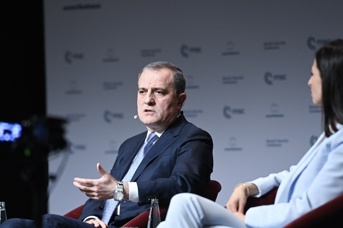 Ceyhun Bayramov Münxendə panel müzakirələrində ÇIXIŞ EDİB - FOTO - foto 5
