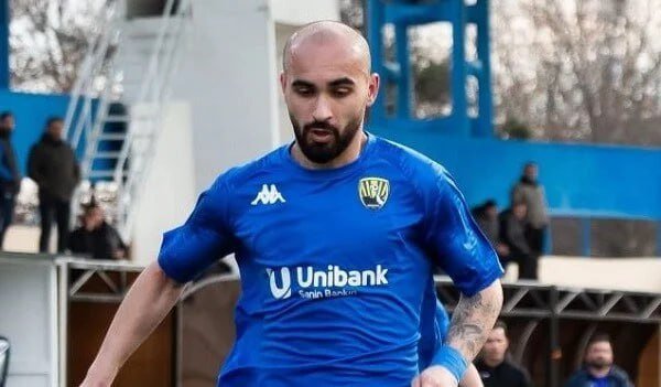 "Kəpəz"in bıçaqlanan futbolçusu evə BURAXILDI – Bu tarixdə MƏŞQLƏRƏ QAYIDACAQ "Kəpəz"in bıçaqlanan futbolçusu evə BURAXILDI – Bu tarixdə MƏŞQLƏRƏ QAYIDACAQ