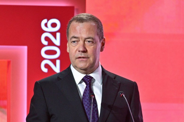 Medvedev NATO ilə bağlı deyilənlərə nöqtə qoydu: &laquo;Biz barışa bilmərik&raquo;