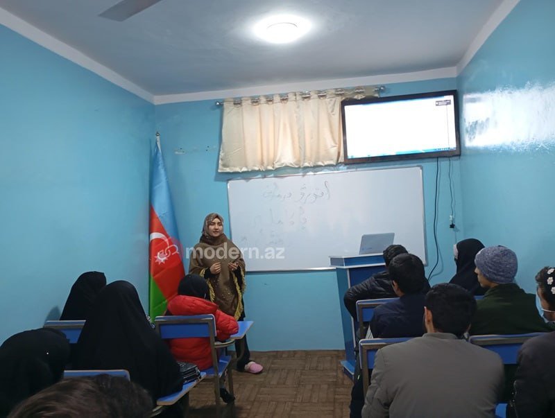 Əfqanıstanda qızlara Azərbaycan dili dərsləri keçirilir - FOTO - foto 5