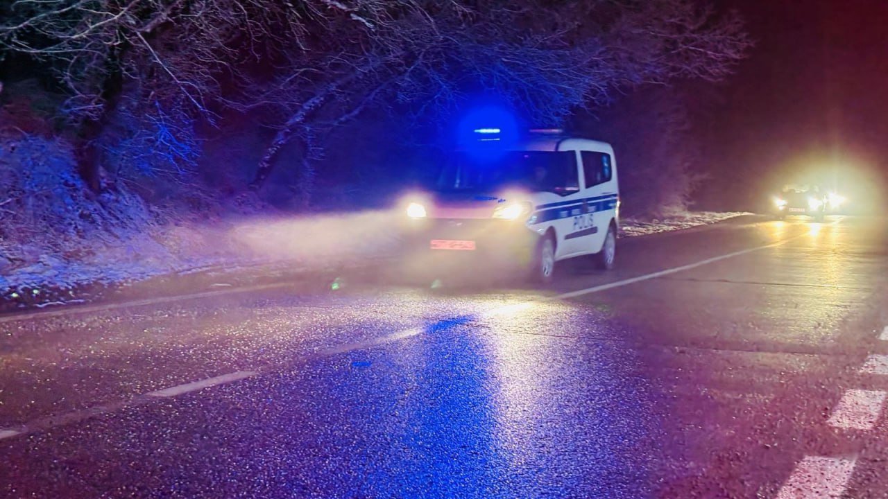 Bakı–Şamaxı yolu buz bağladı – FOTO - foto 3