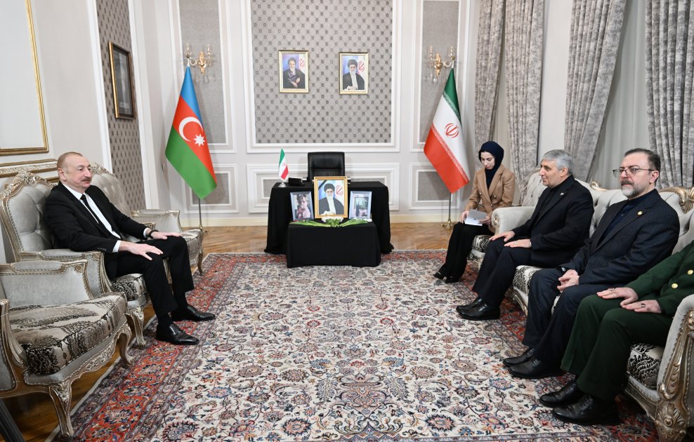 İlham Əliyev İran səfirliyində - FOTO/VİDEO - foto 2